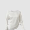 hauts en satin avec finitions dentelle